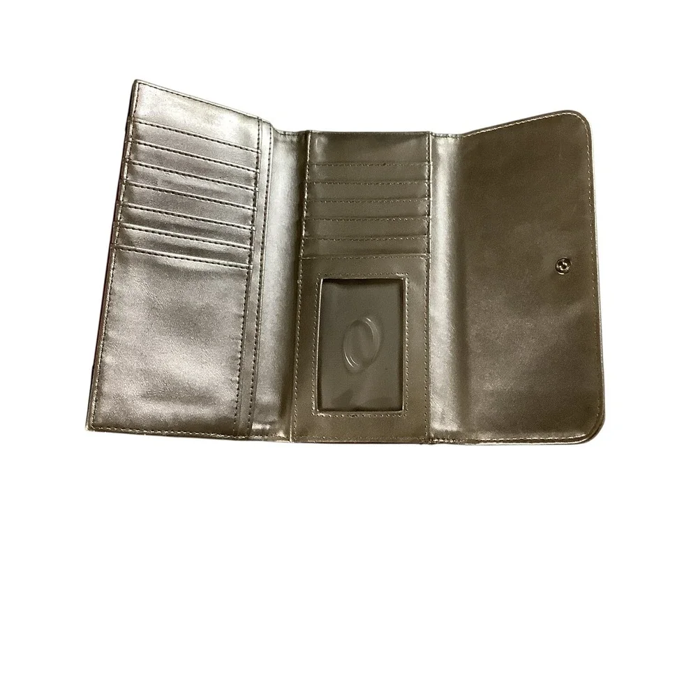 GUESS Tri-Fold Wallet Womens Tan Cream Black Colorblock Logo Faux Leather